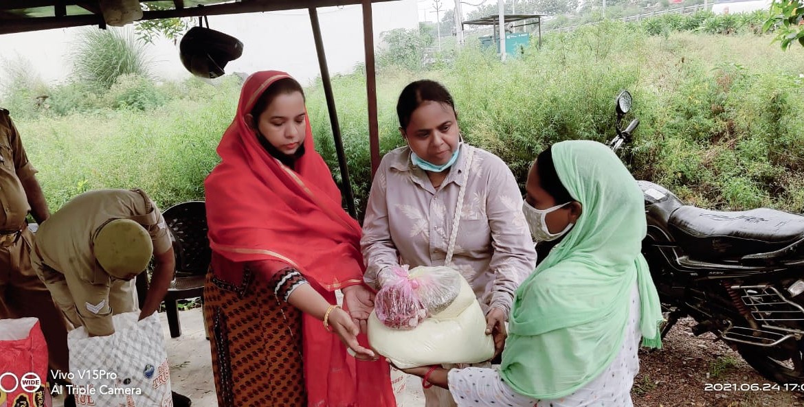 Food Grains distributed to poor people by Committee of Hazrat Meera Shah Welfare Trust